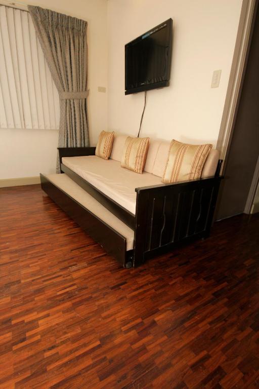 Casa Pura Inn And Suites Кесон-Сити Экстерьер фото